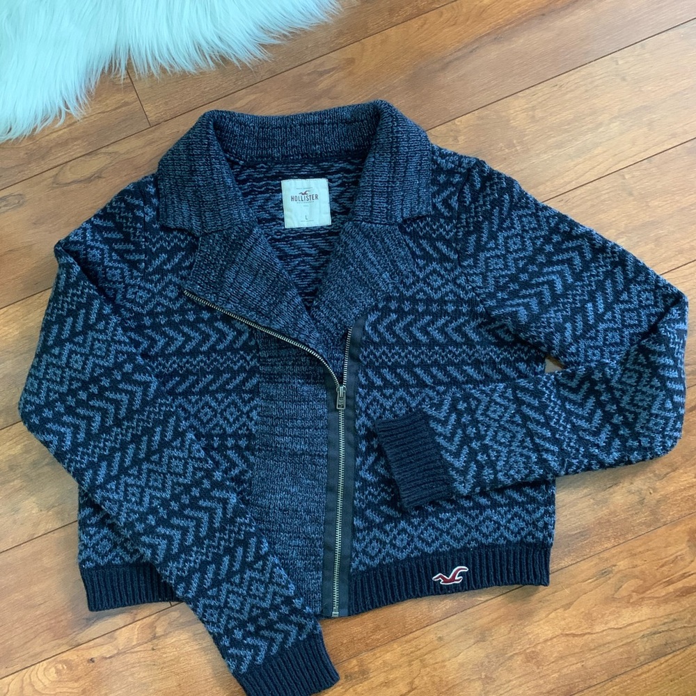 Hollister Blue Aztec Diagonal Zip Cardigan Sweater